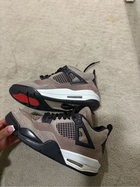 Air Jordan 4 Retro "Taupe Haze" GS